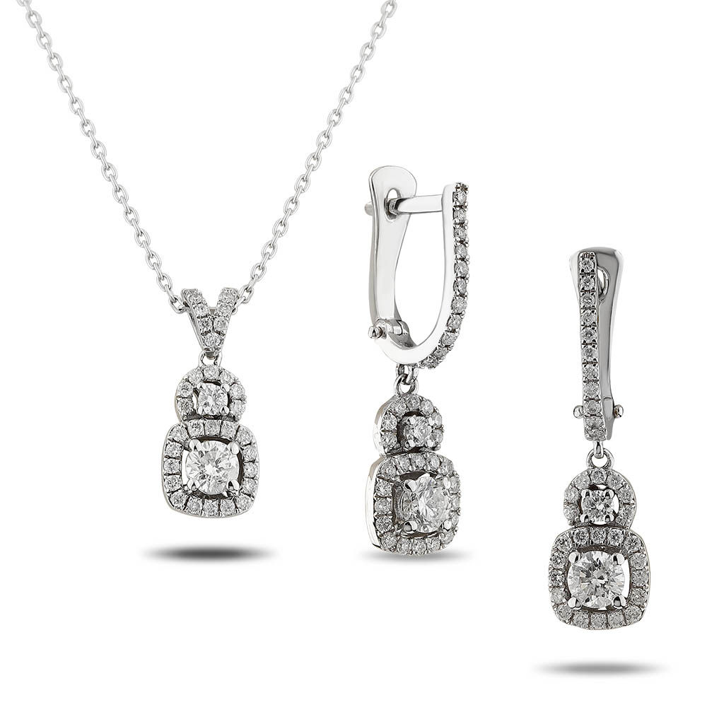 0,69 Karat Pırlantalı Baget Tasarımlı Takım